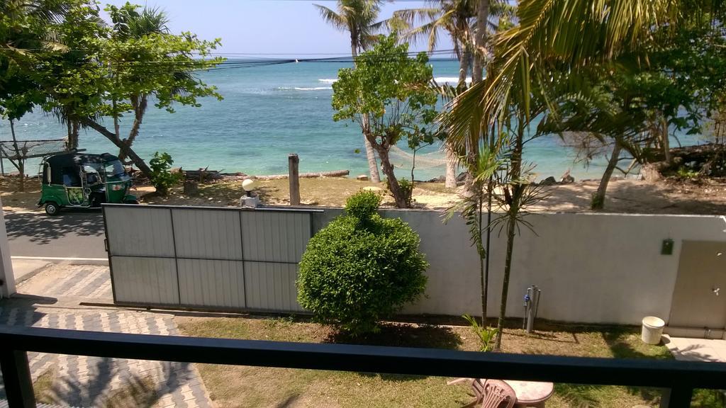 Polhena Coral Reef Resort Matara Bagian luar foto