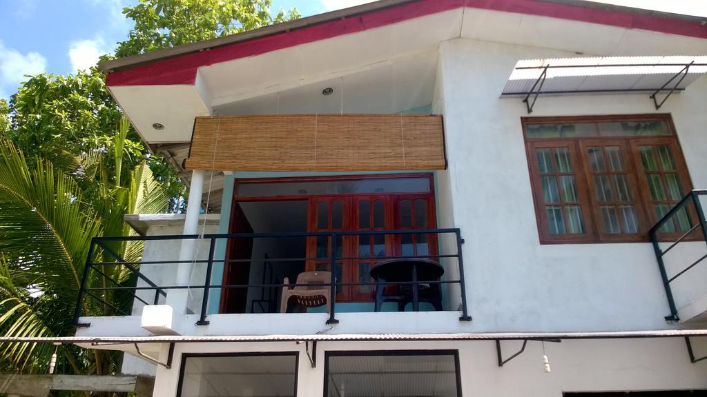 Polhena Coral Reef Resort Matara Bagian luar foto
