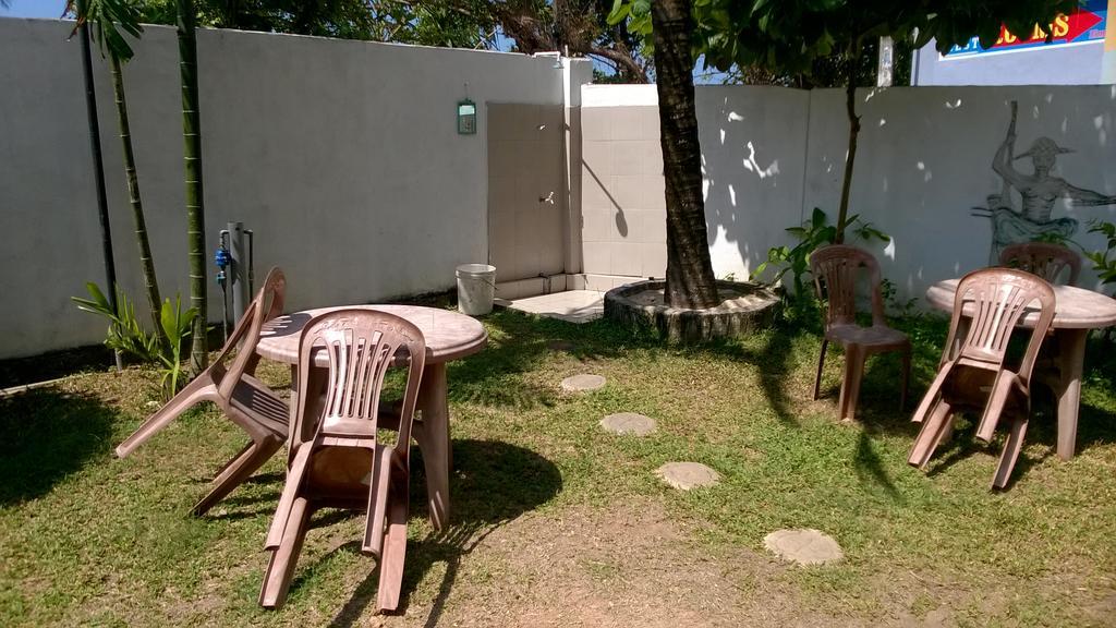 Polhena Coral Reef Resort Matara Bagian luar foto
